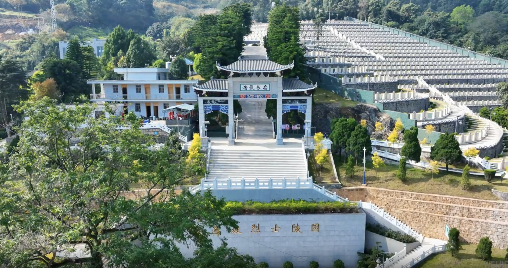思南退伍老兵前往者阴山纪念英烈